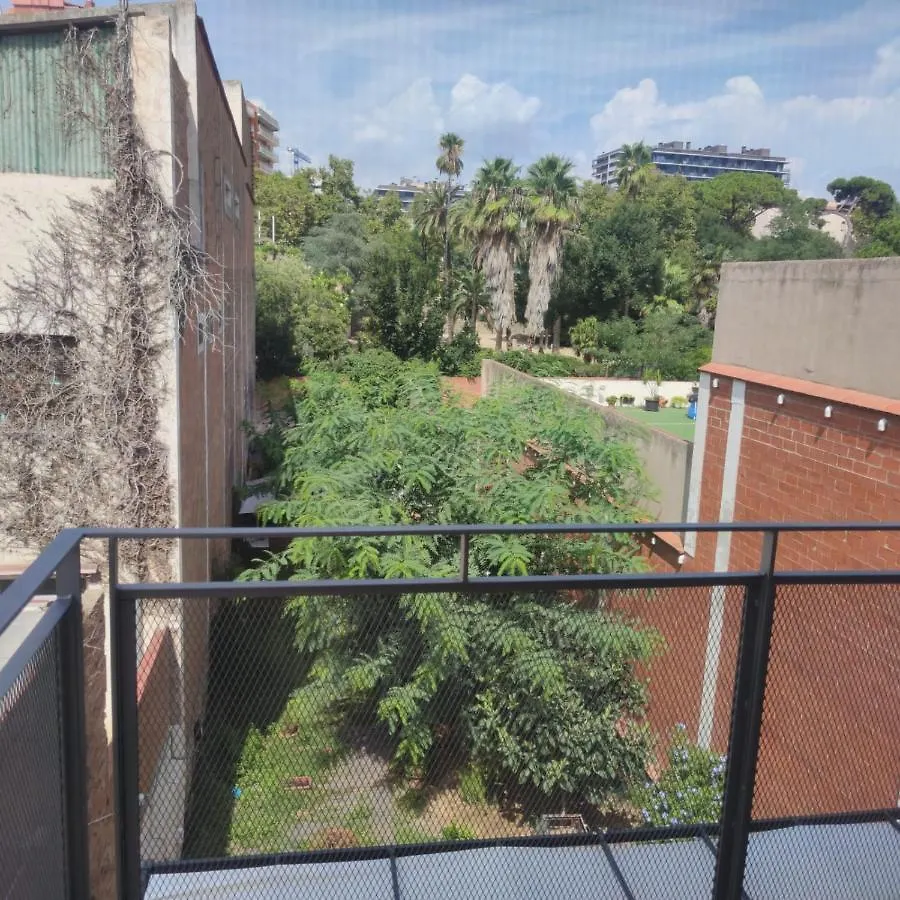 Apartment Close To The Beach With Free Parking Badalona